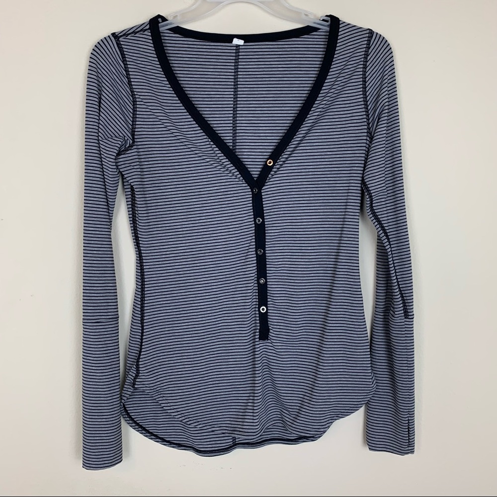 Lululemon Long Sleeve Gray and Black Striped Shirt Size 8